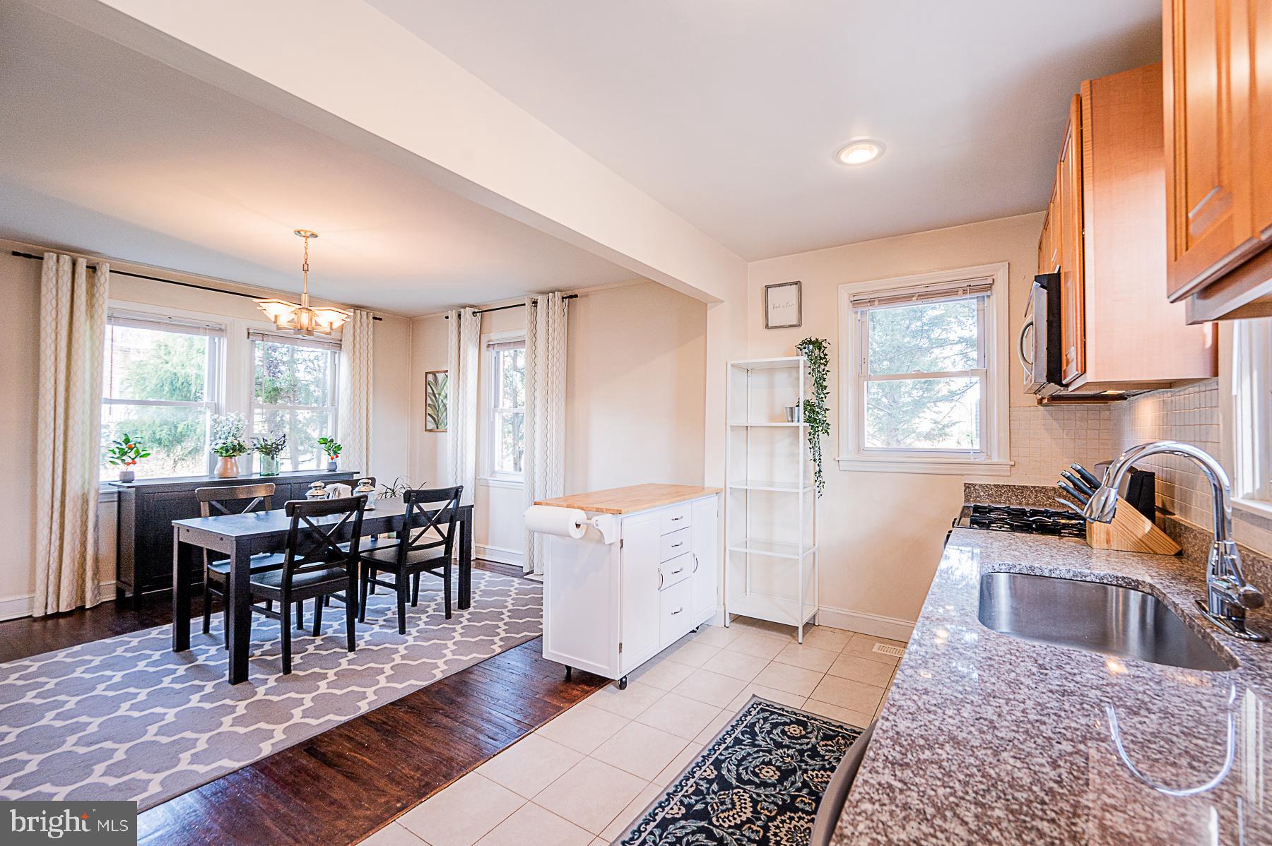 101 Westowne Road Baltimore, MD 21229 - Photo 11 of 31 Kitchen