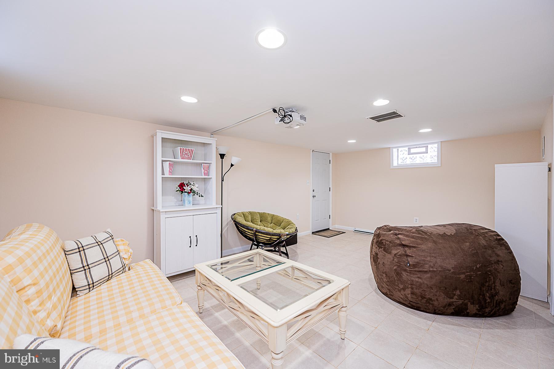 101 Westowne Road Baltimore, MD 21229 - Photo 20 of 31 Basement Rec Room