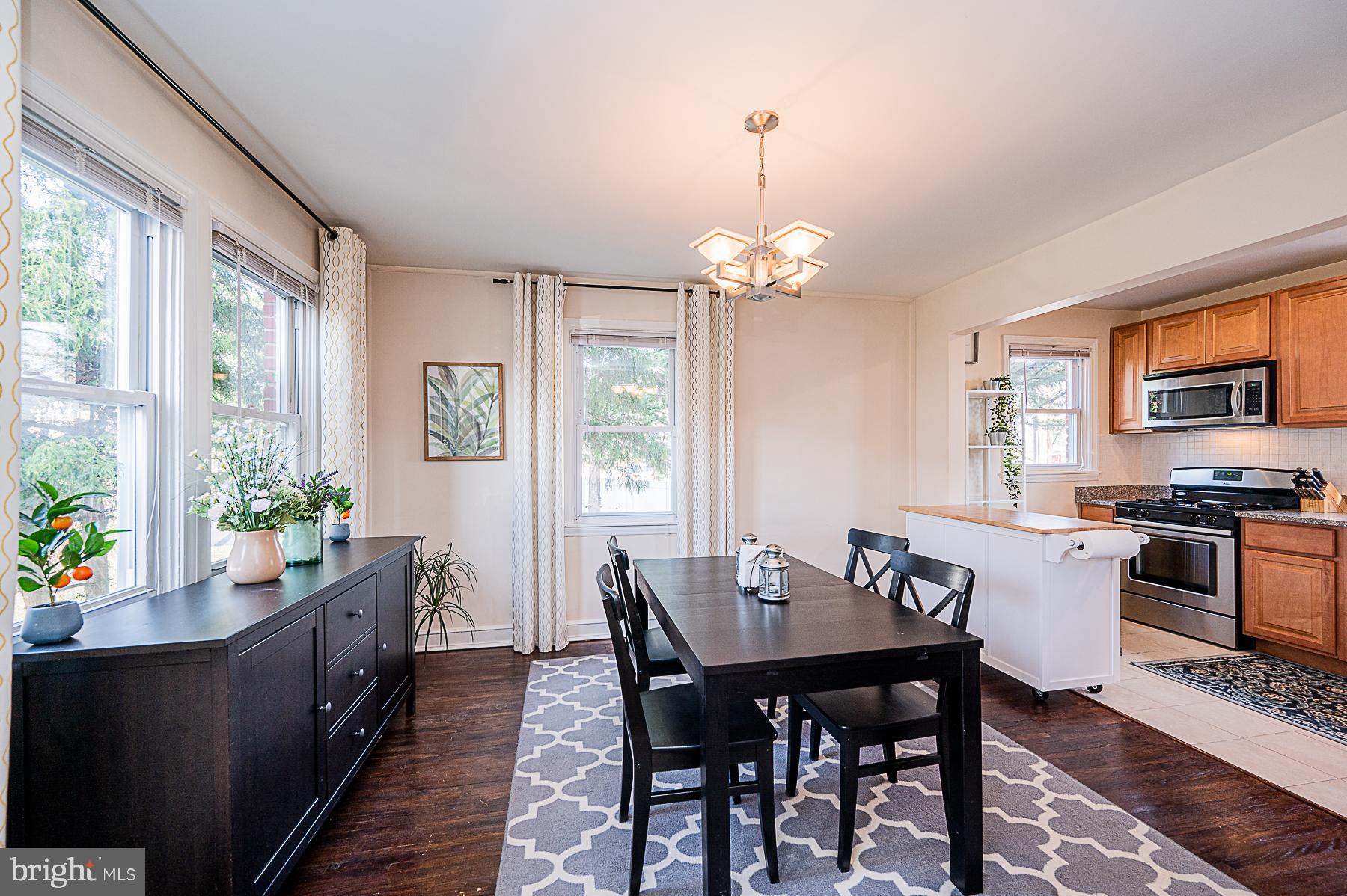 101 Westowne Road Baltimore, MD 21229 - Photo 6 of 31 Dining Room