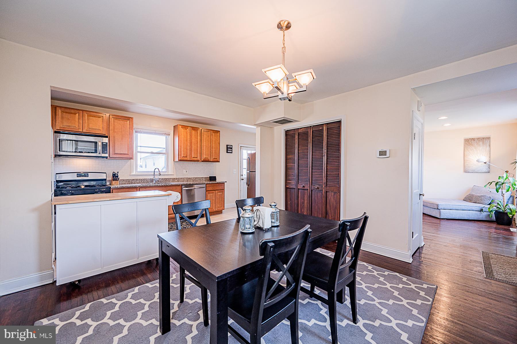 101 Westowne Road Baltimore, MD 21229 - Photo 8 of 31 Dining Room