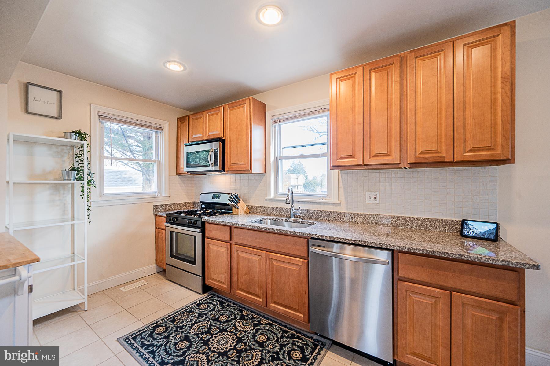 101 Westowne Road Baltimore, MD 21229 - Photo 10 of 31 Kitchen