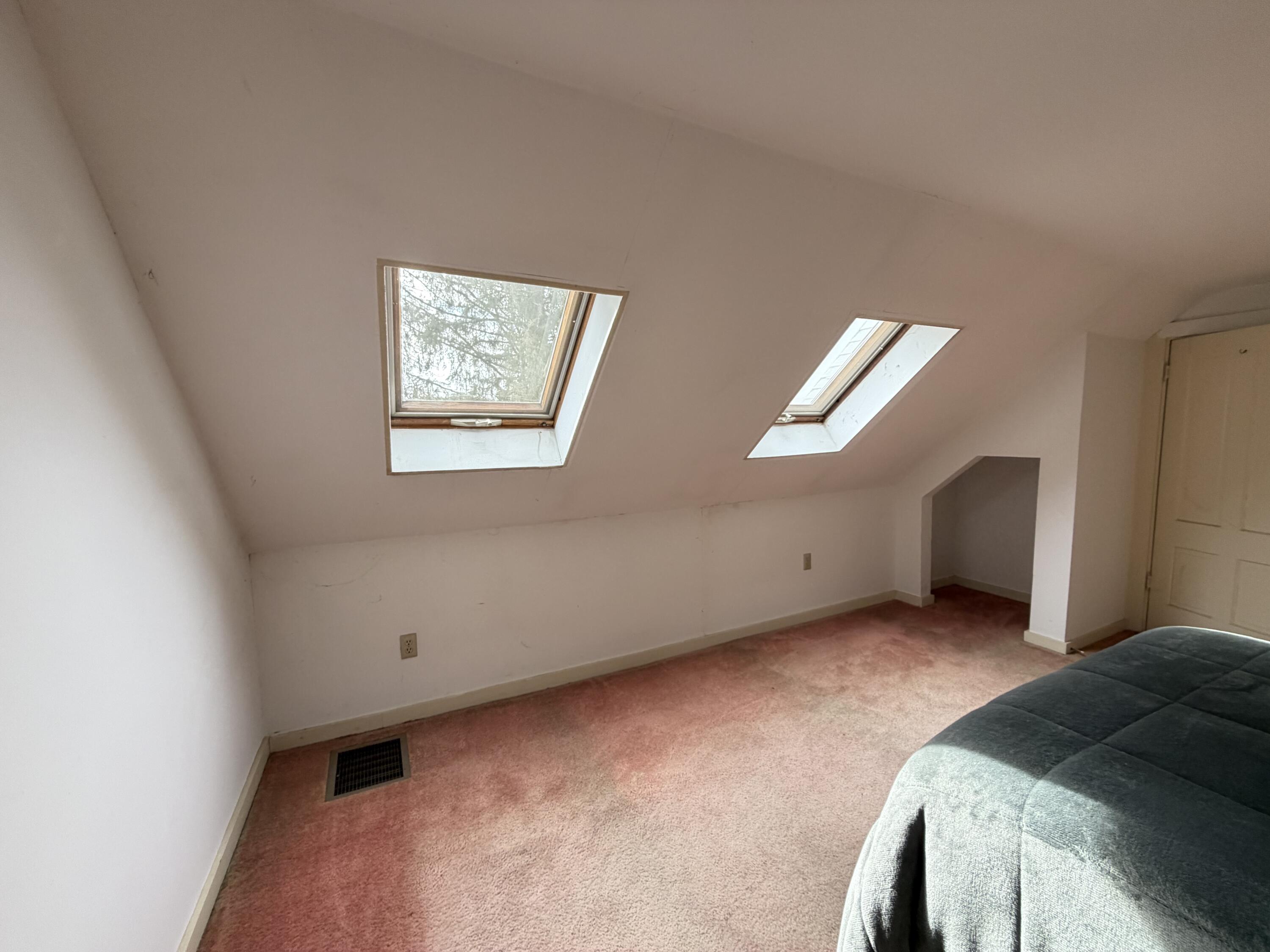 1779 River Road Clinton, ME 04927 - Photo 14 of 41 IMG_5239