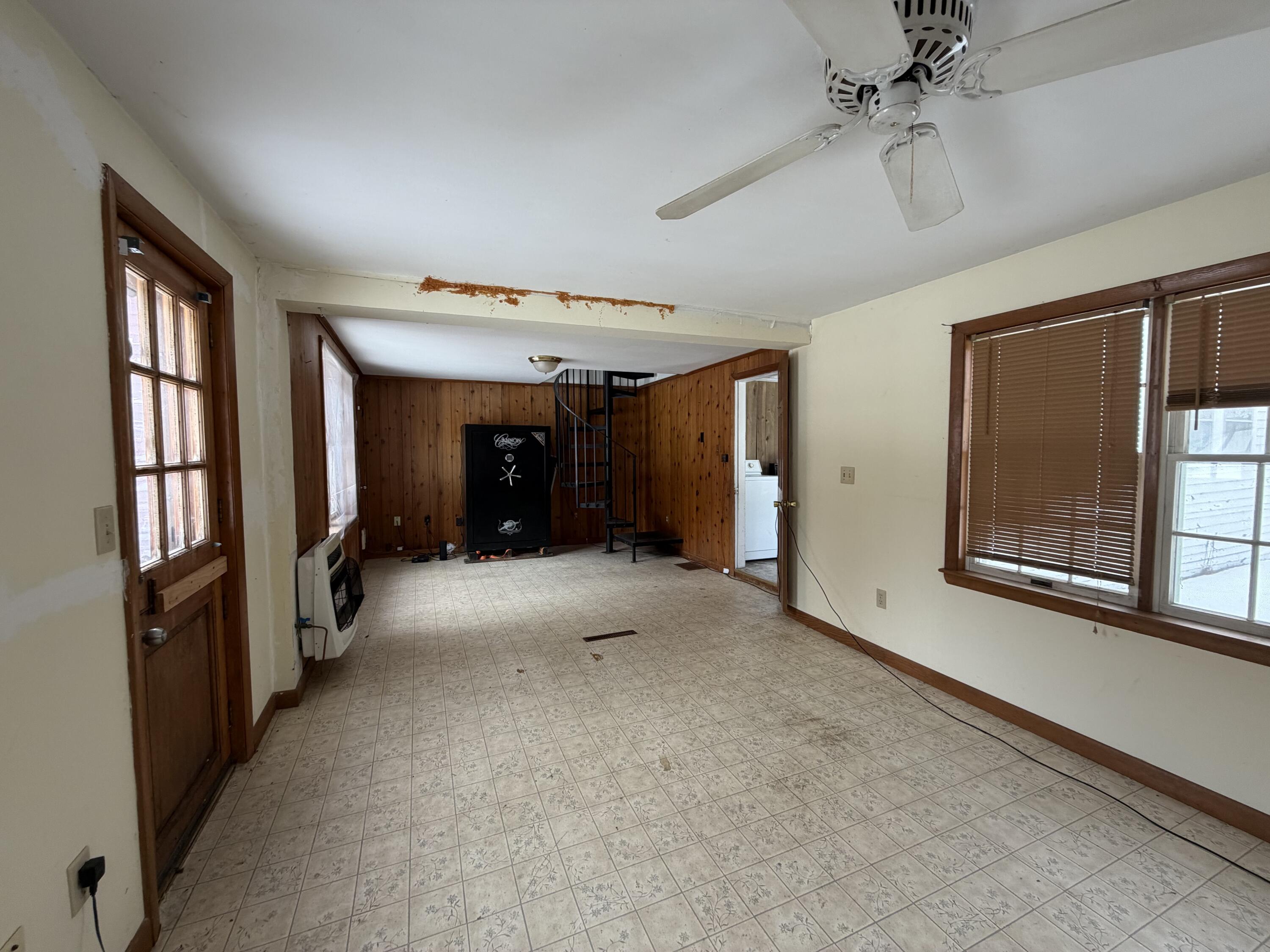 1779 River Road Clinton, ME 04927 - Photo 8 of 41 IMG_5245