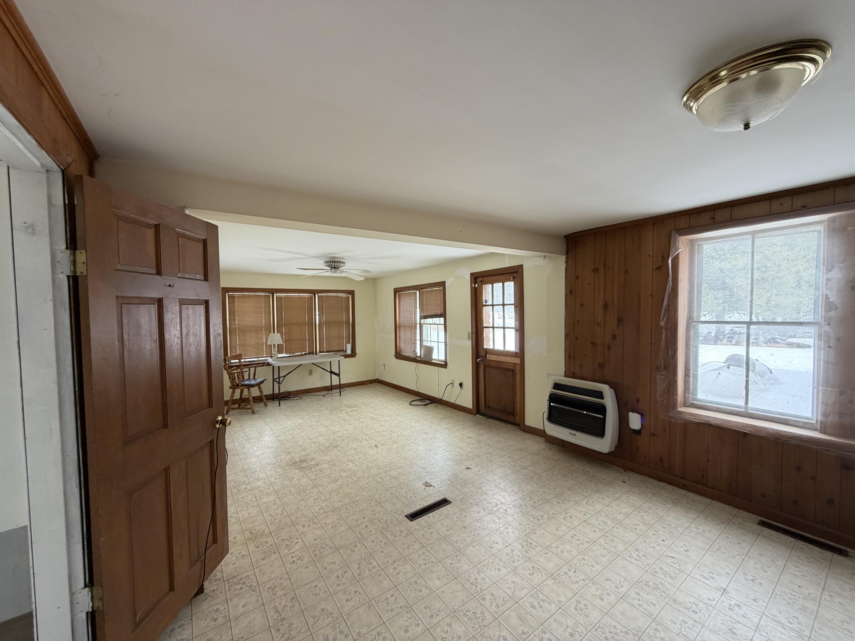 1779 River Road Clinton, ME 04927 - Photo 10 of 41 IMG_5243