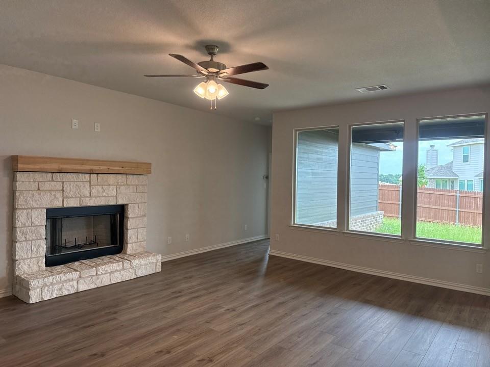 1229 Colca Drive Springtown, TX 76082 - Photo 6 of 10