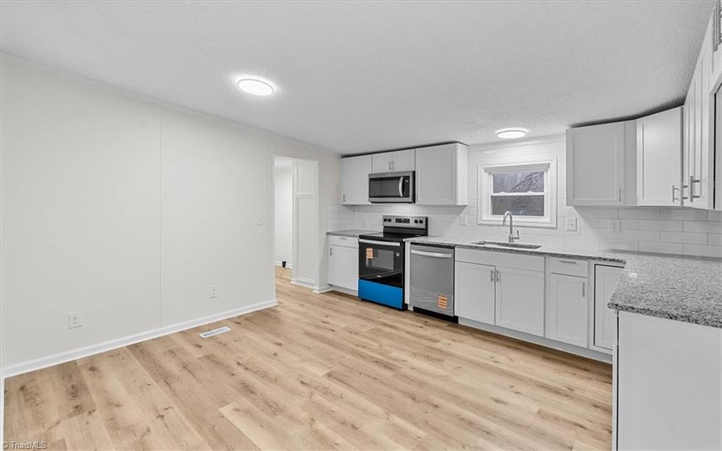 3356 Piedmont Estates Road Climax, NC 27233 - Photo 13 of 33