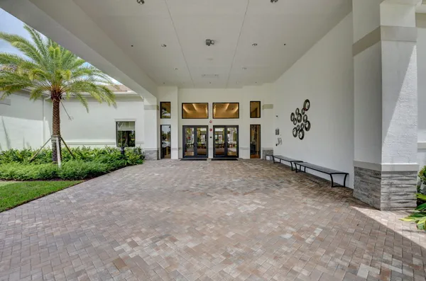 $899,000 | 13599 Breton Lane, Delray Beach, FL 33446