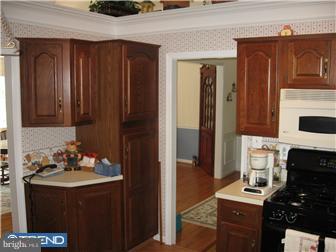 3488 Hillcroft Road Huntingdon Valley, PA 19006 - Photo 6 of 12 Kitchen