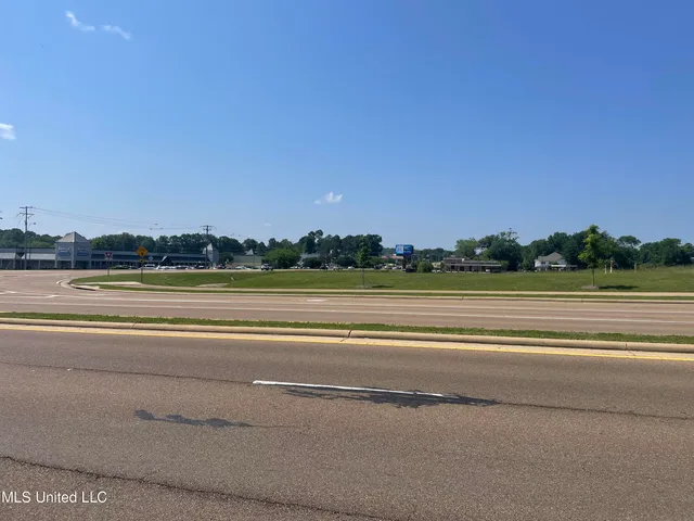 $7,220,070 | 51 Highway Ridgeland Ms 39157, Ridgeland, MS 39157