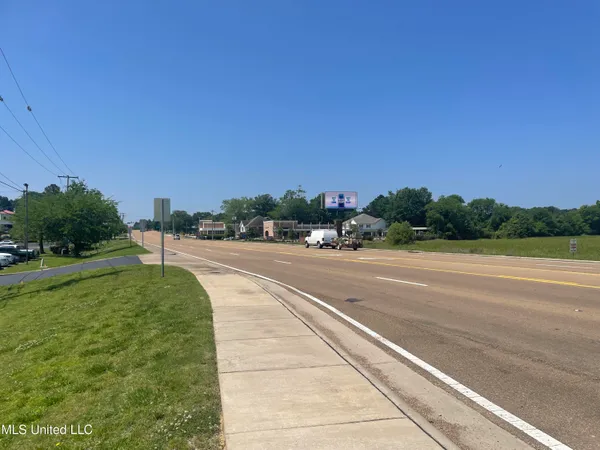 $7,220,070 | 51 Highway Ridgeland Ms 39157, Ridgeland, MS 39157