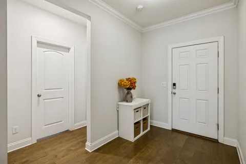 a view of empty room with closet