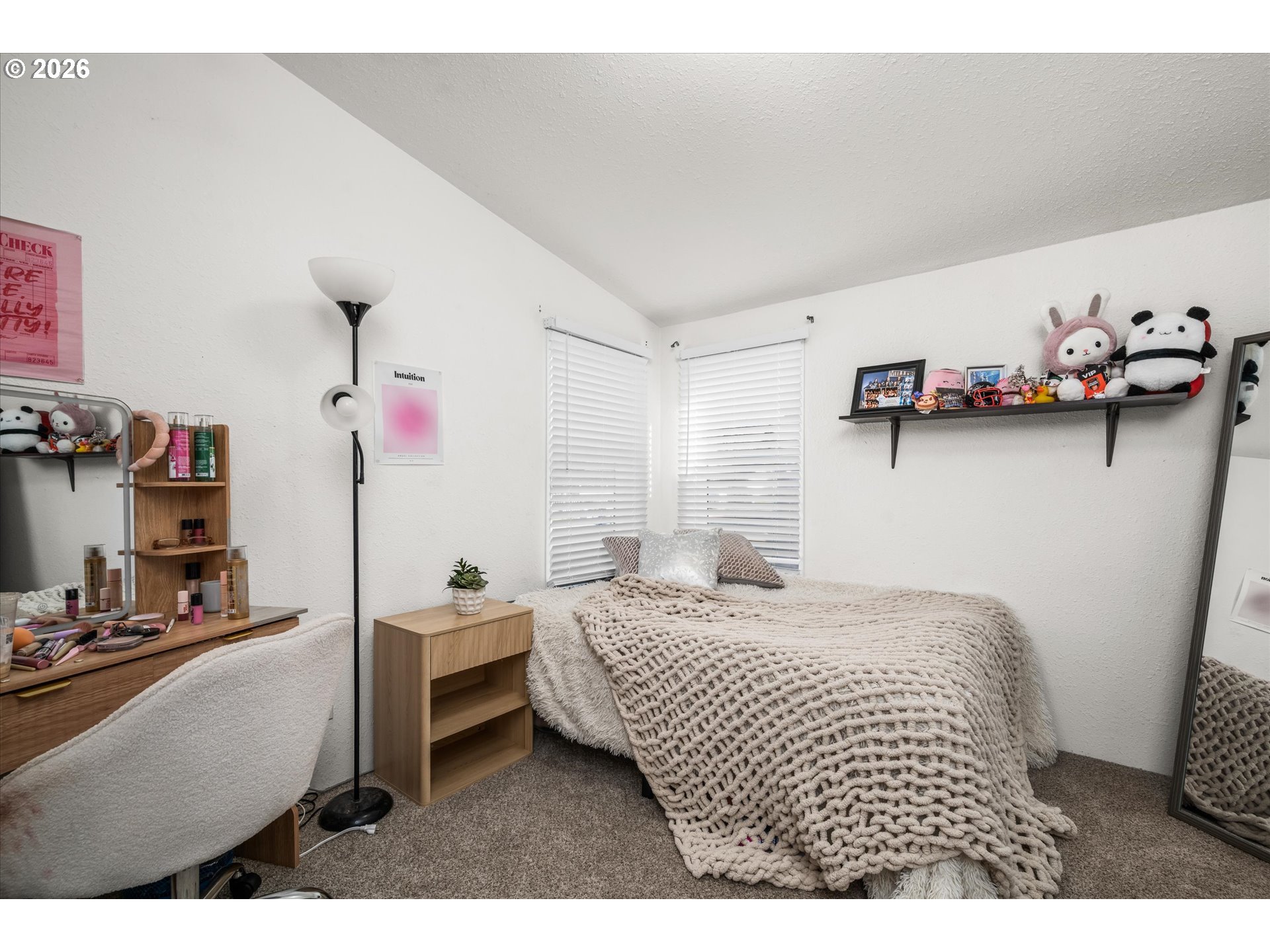 1384 David Avenue Eugene, OR 97404 - Photo 15 of 25 Bedroom