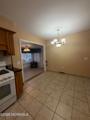 $320,000 | 15 Nebraska Drive, Matawan, NJ 07747