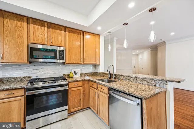 $495,000 | 110 Chevy Chase Street, Unit 205, Gaithersburg, MD 20878