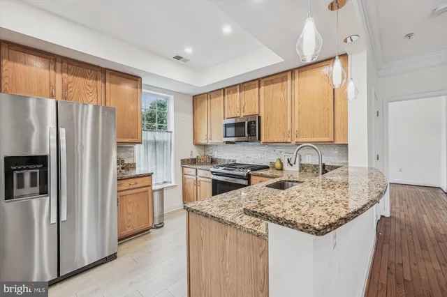 $495,000 | 110 Chevy Chase Street, Unit 205, Gaithersburg, MD 20878