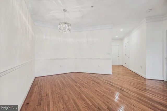 $495,000 | 110 Chevy Chase Street, Unit 205, Gaithersburg, MD 20878