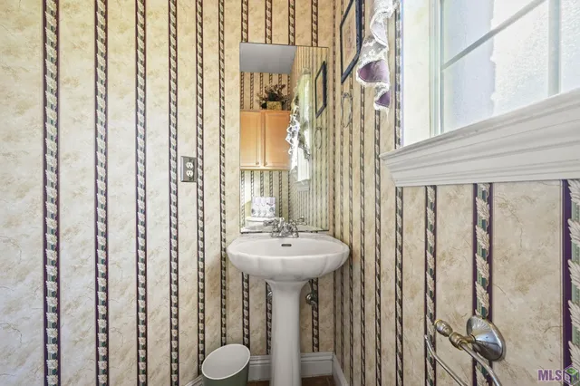 $322,500 | 13705 Ector Drive, Baker, LA 70714