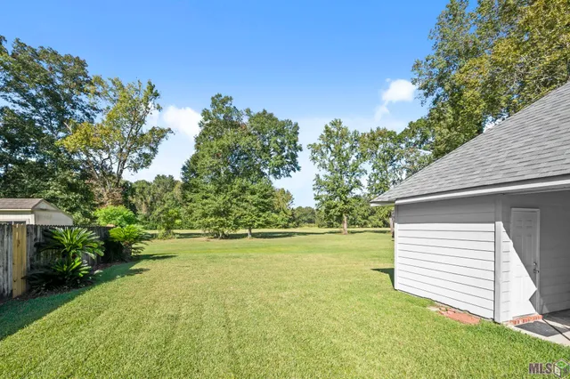 $322,500 | 13705 Ector Drive, Baker, LA 70714