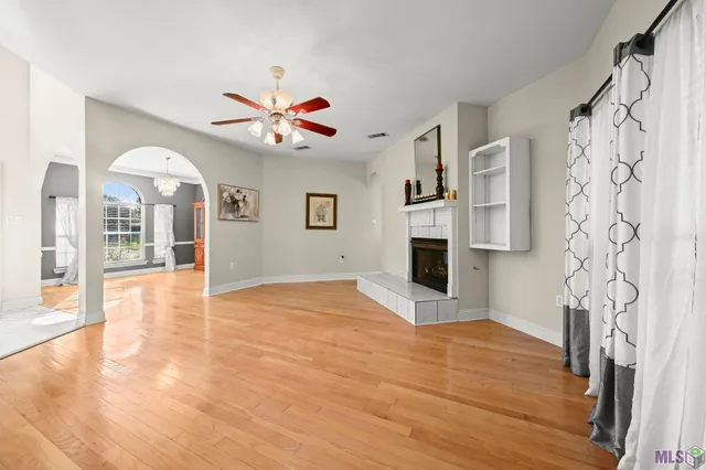 $322,500 | 13705 Ector Drive, Baker, LA 70714