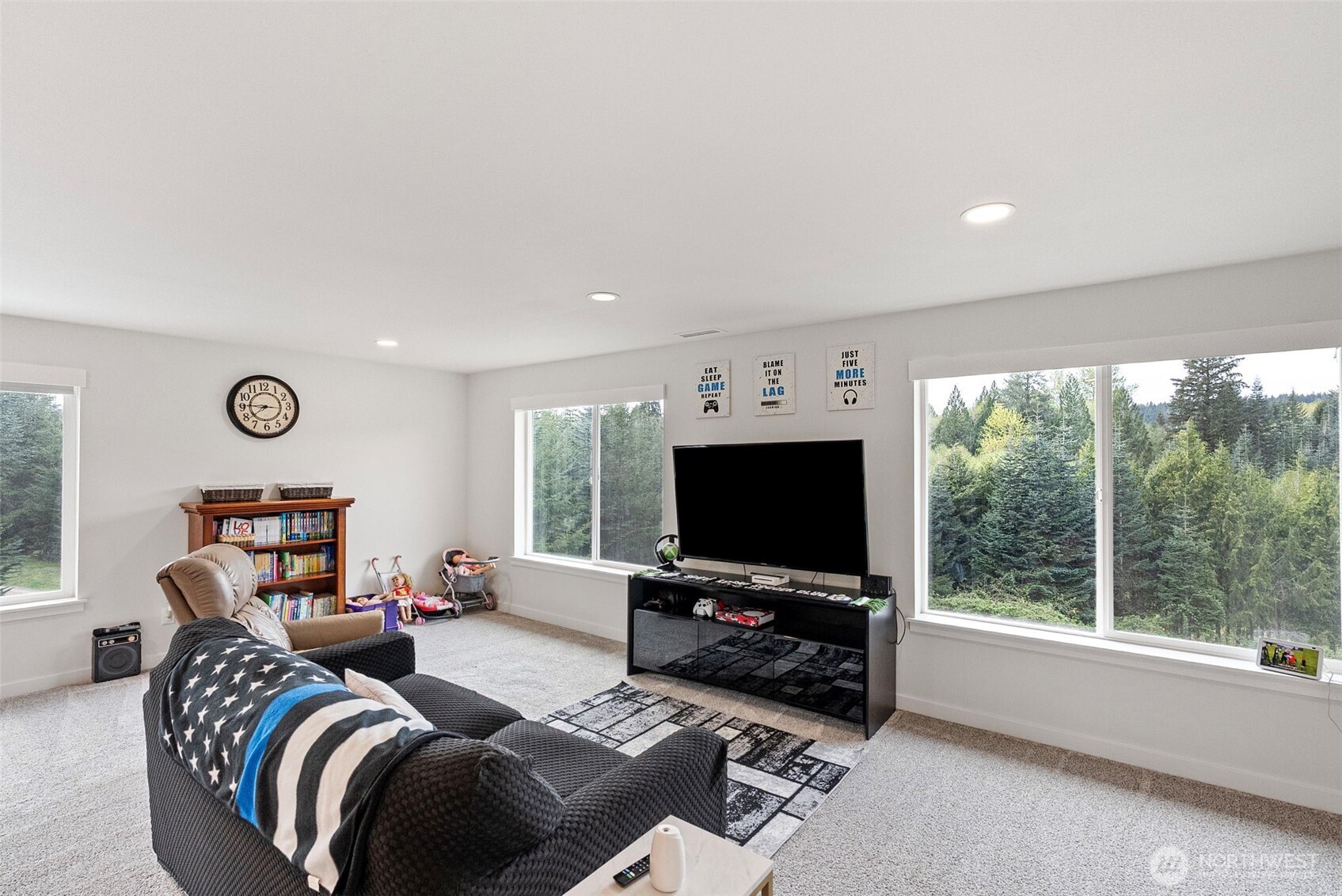9611 West Belfair Valley Road Bremerton, WA 98312 - Photo 32 of 40