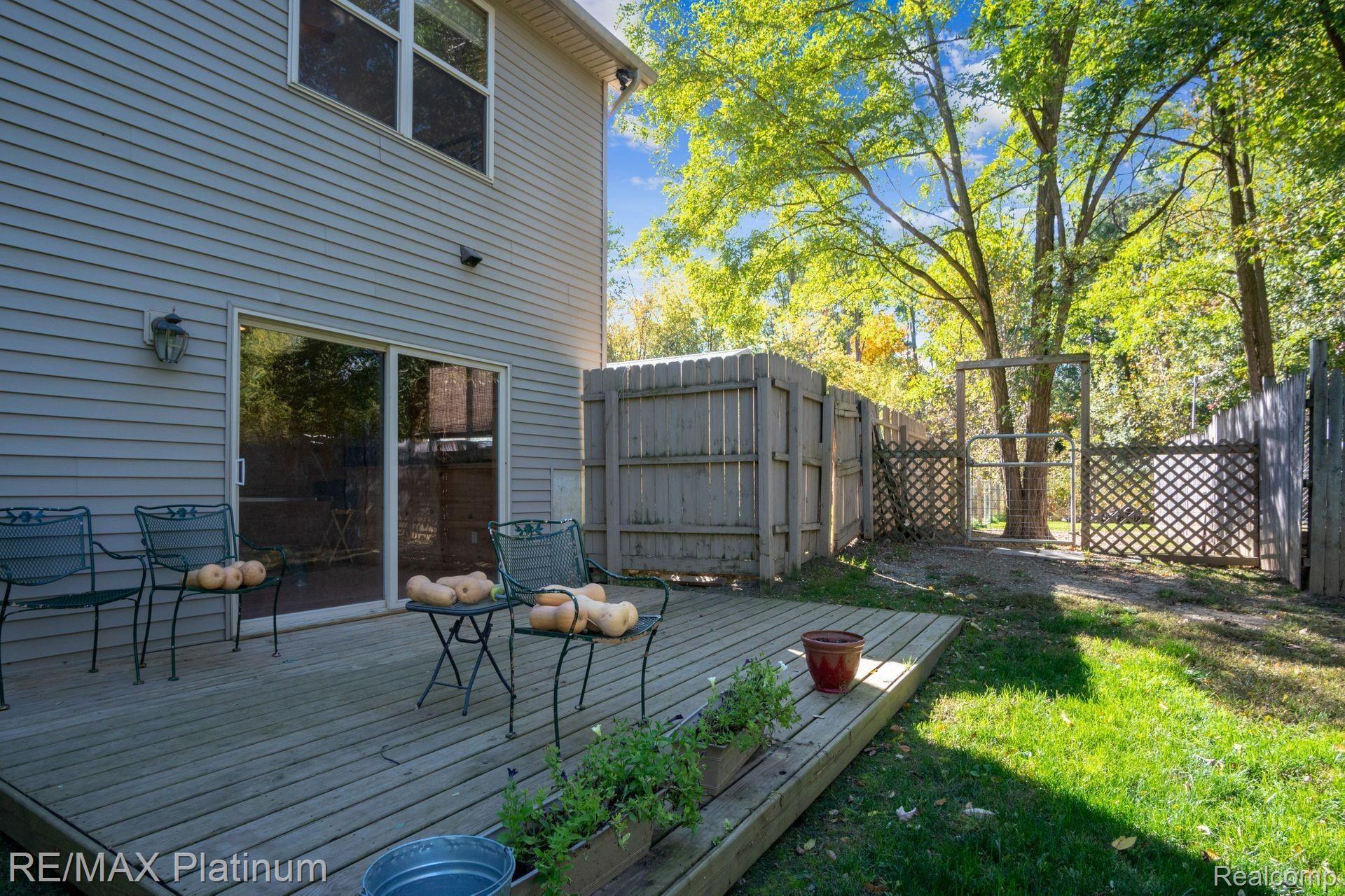 767 Francis Road Howell, MI 48843 - Photo 29 of 31 29.jpg