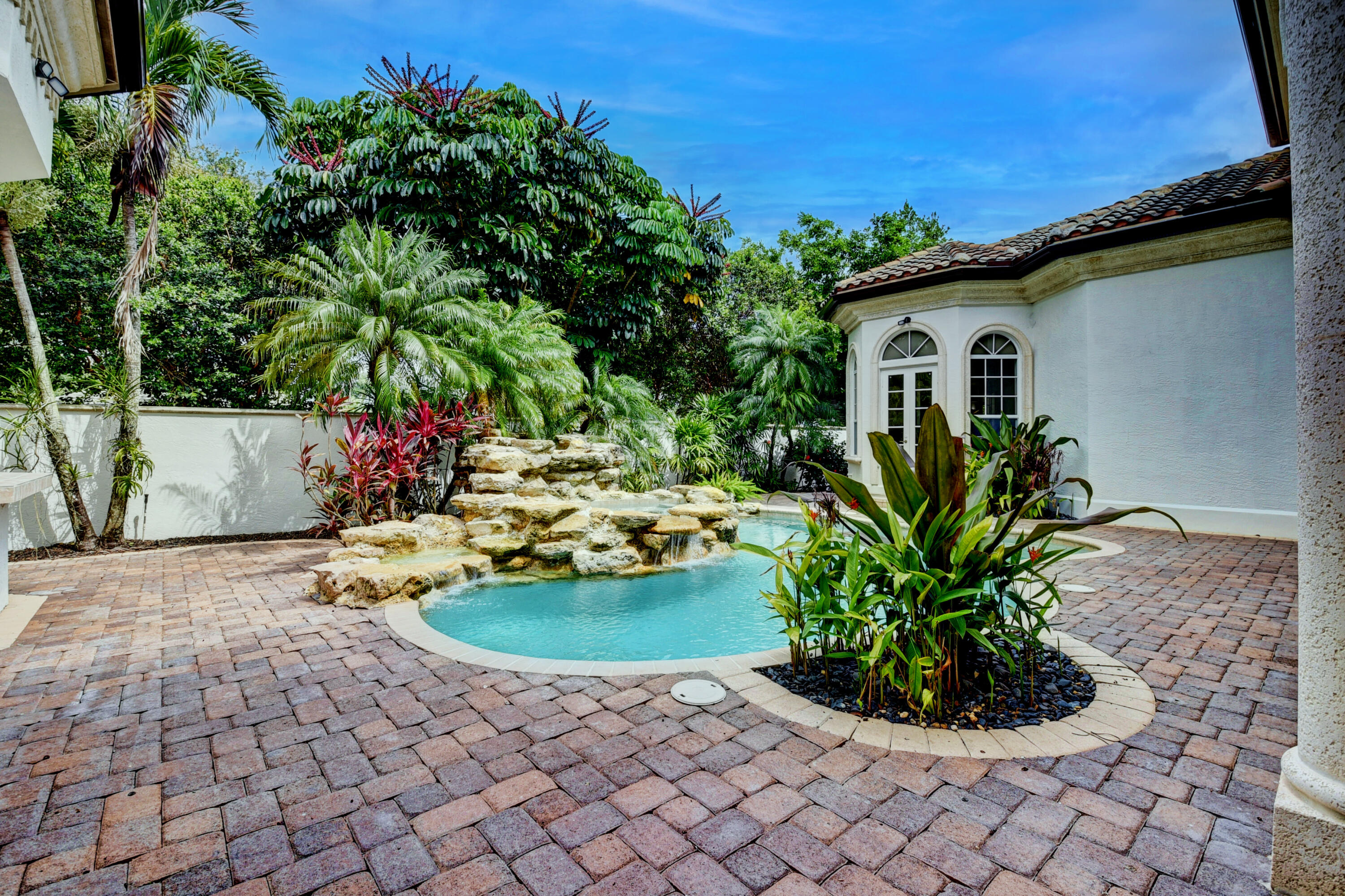 7635 Mandarin Drive Boca Raton, FL 33433 - Photo 9 of 63 09_virtuals1 (10)