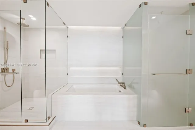 $3,599,000 | 900 North Ocean Boulevard, Unit 1606, Pompano Beach, FL 33062