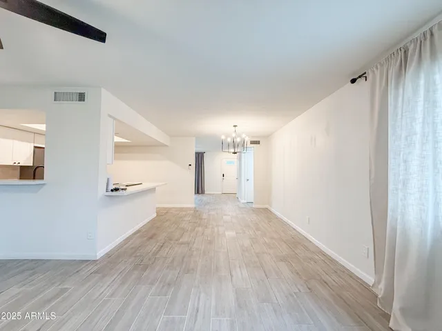 $2,795 | 1917 West Topeka Drive, Phoenix, AZ 85027