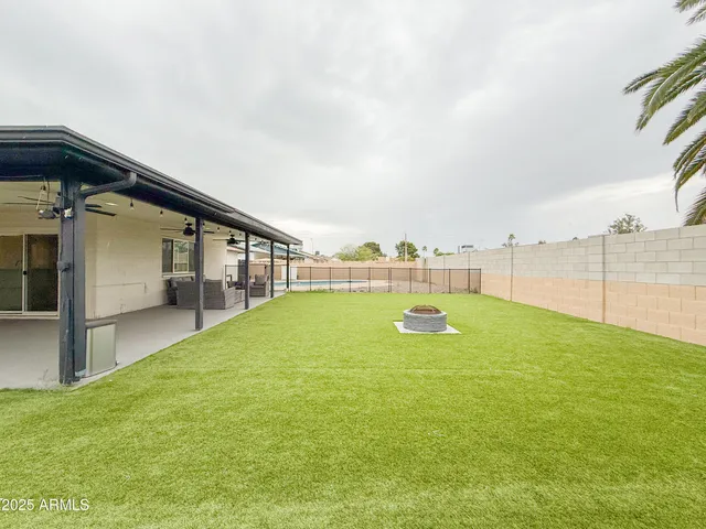 $2,795 | 1917 West Topeka Drive, Phoenix, AZ 85027