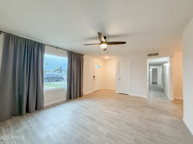 $2,795 | 1917 West Topeka Drive, Phoenix, AZ 85027