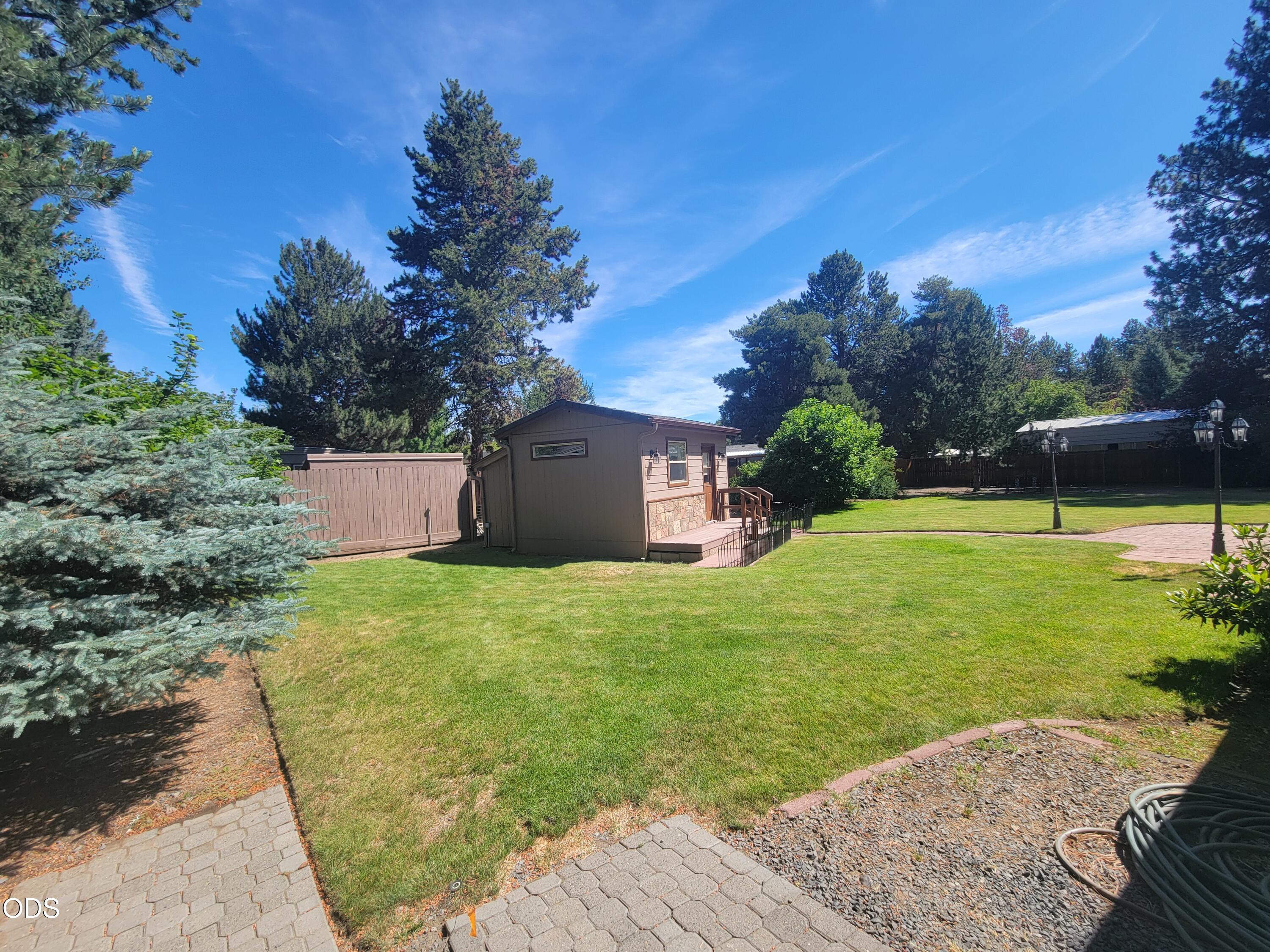 21140 Wilderness Way Bend, OR 97702 - Photo 78 of 101