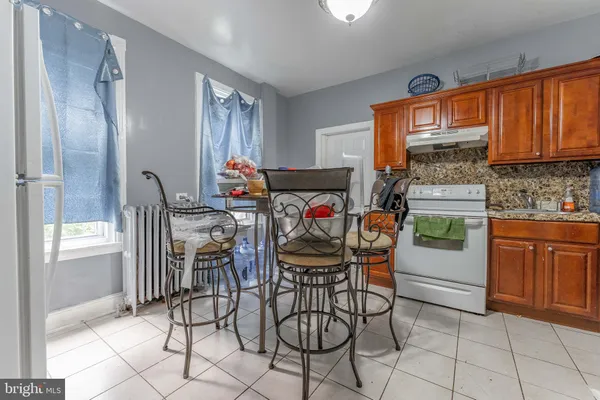 $260,000 | 36 East Washington Avenue, Clifton Heights, PA 19018