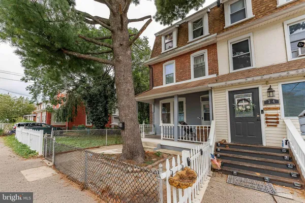 $260,000 | 36 East Washington Avenue, Clifton Heights, PA 19018