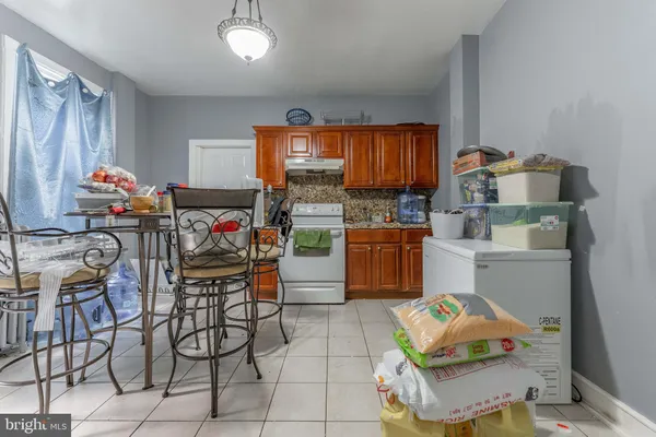 $260,000 | 36 East Washington Avenue, Clifton Heights, PA 19018