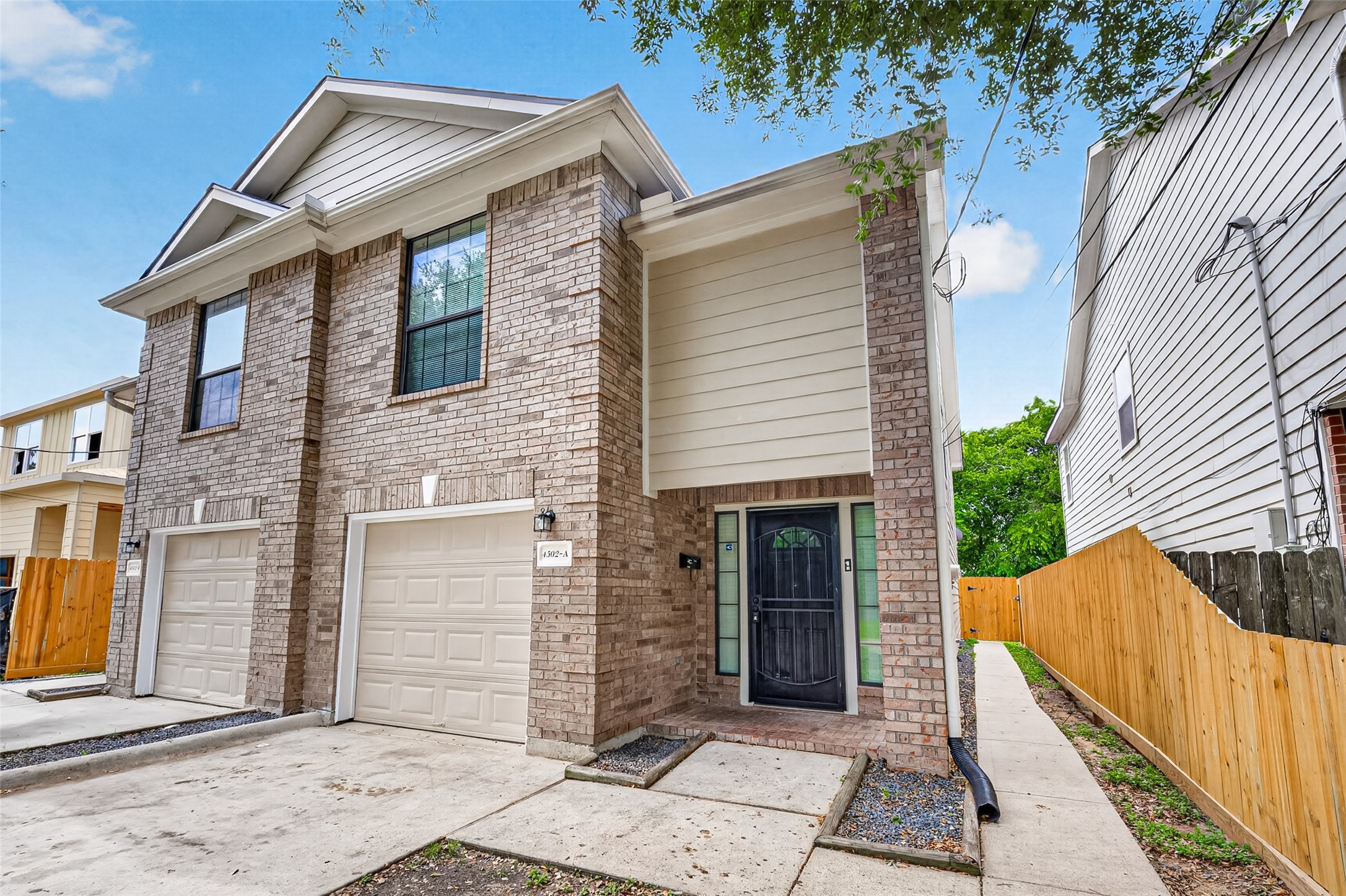 4502 Mallow Street, Unit A Houston, TX 77051 - Photo 2 of 35 Unit A.