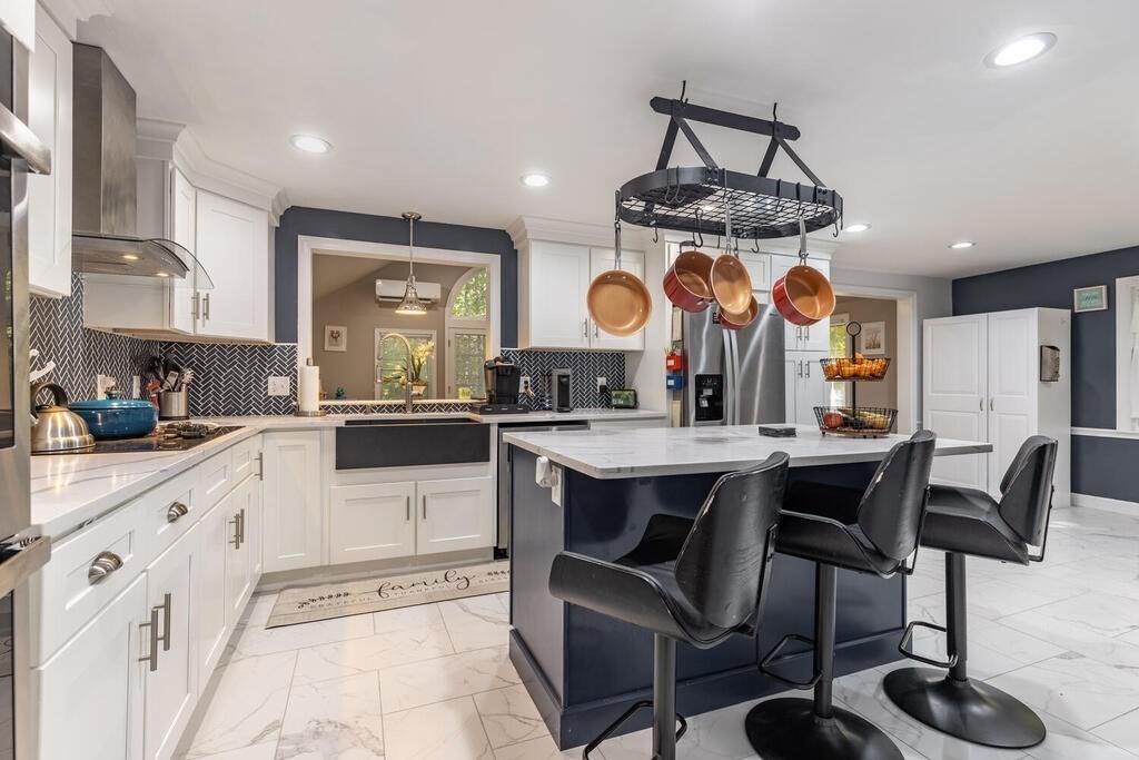 335 Springs Road Bedford, MA 01730 - Photo 9 of 31 Gallery Image 9