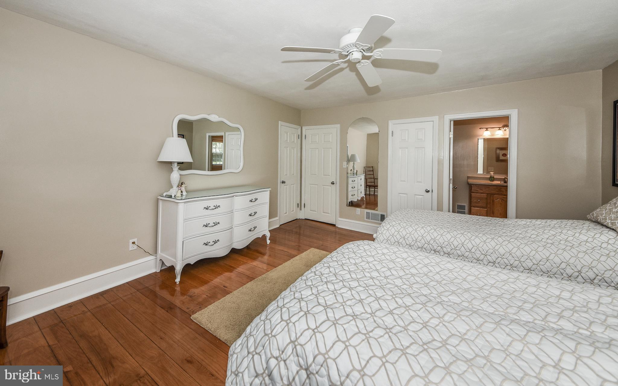 34 Mountainview Road Ewing, NJ 08628 - Photo 18 of 35