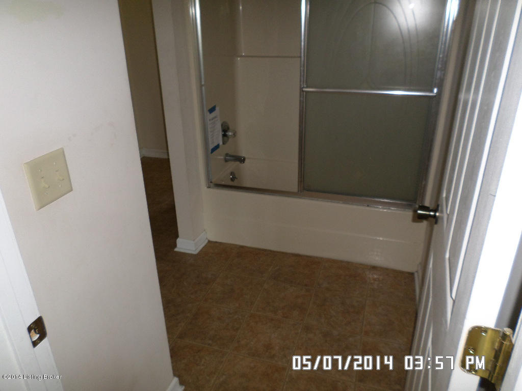 1300 Warren Purcell Road Leitchfield, KY 42754 - Photo 10 of 33 SAM_5649