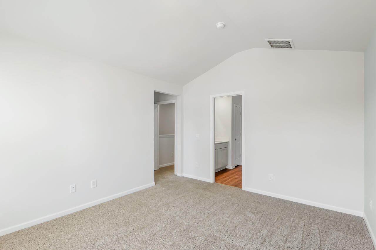 120 Cypress Hollow Road Dorchester, SC 29437 - Photo 13 of 28 103 Cypress Hallow Interior_11