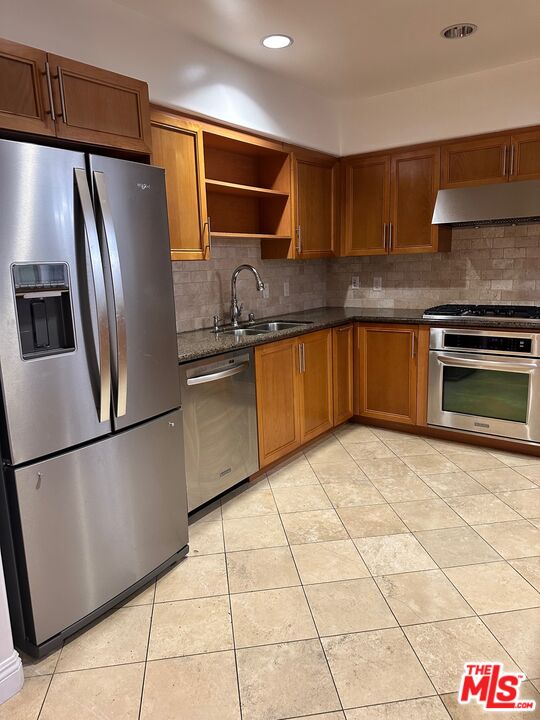 8238 West Manchester Avenue, Unit 103 Playa del Rey, CA 90293 - Photo 21 of 46