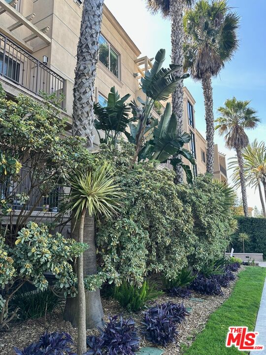 8238 West Manchester Avenue, Unit 103 Playa del Rey, CA 90293 - Photo 3 of 46