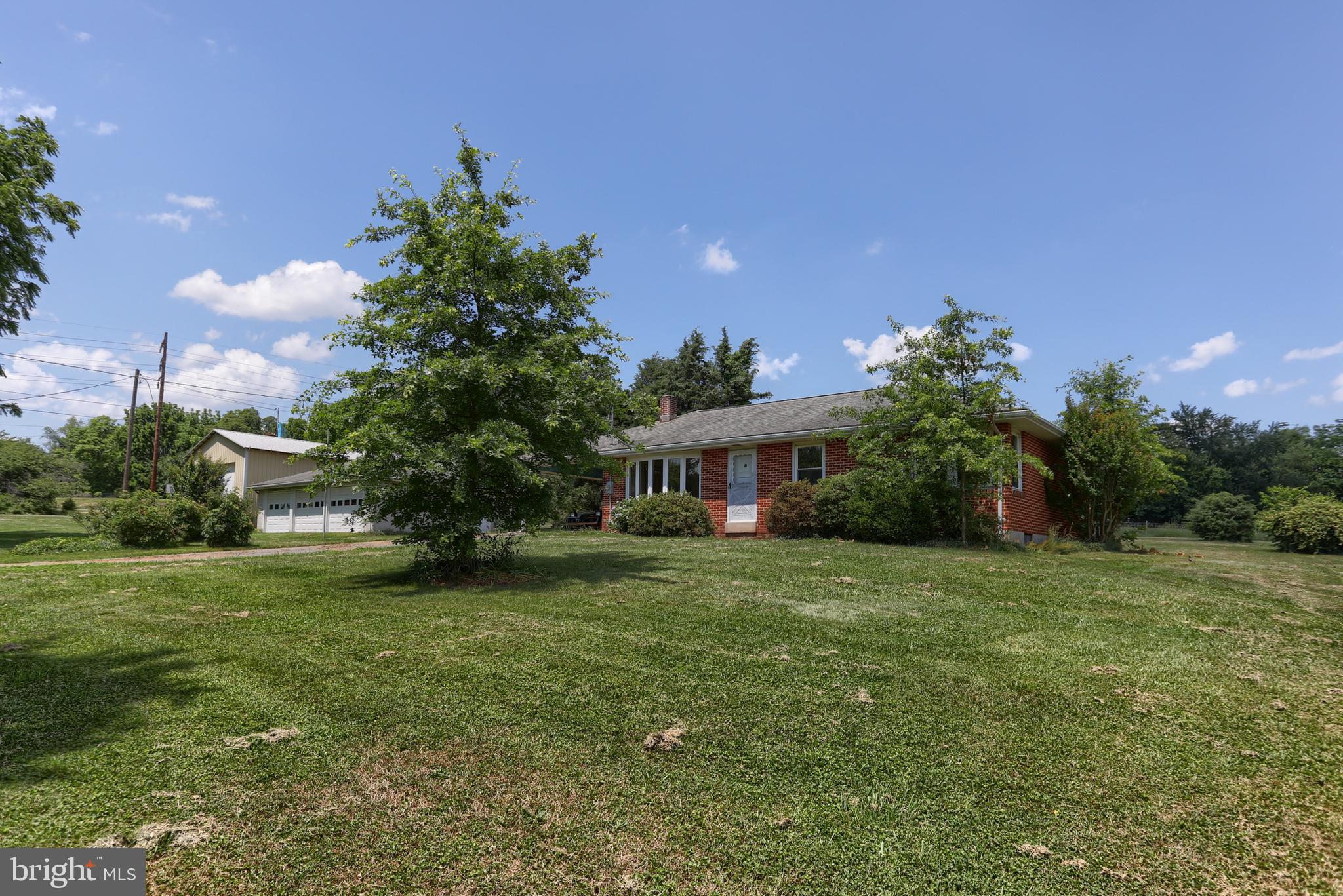 4118 Roush Road Elizabethtown, PA 17022 - Photo 2 of 30 Gallery Image 2