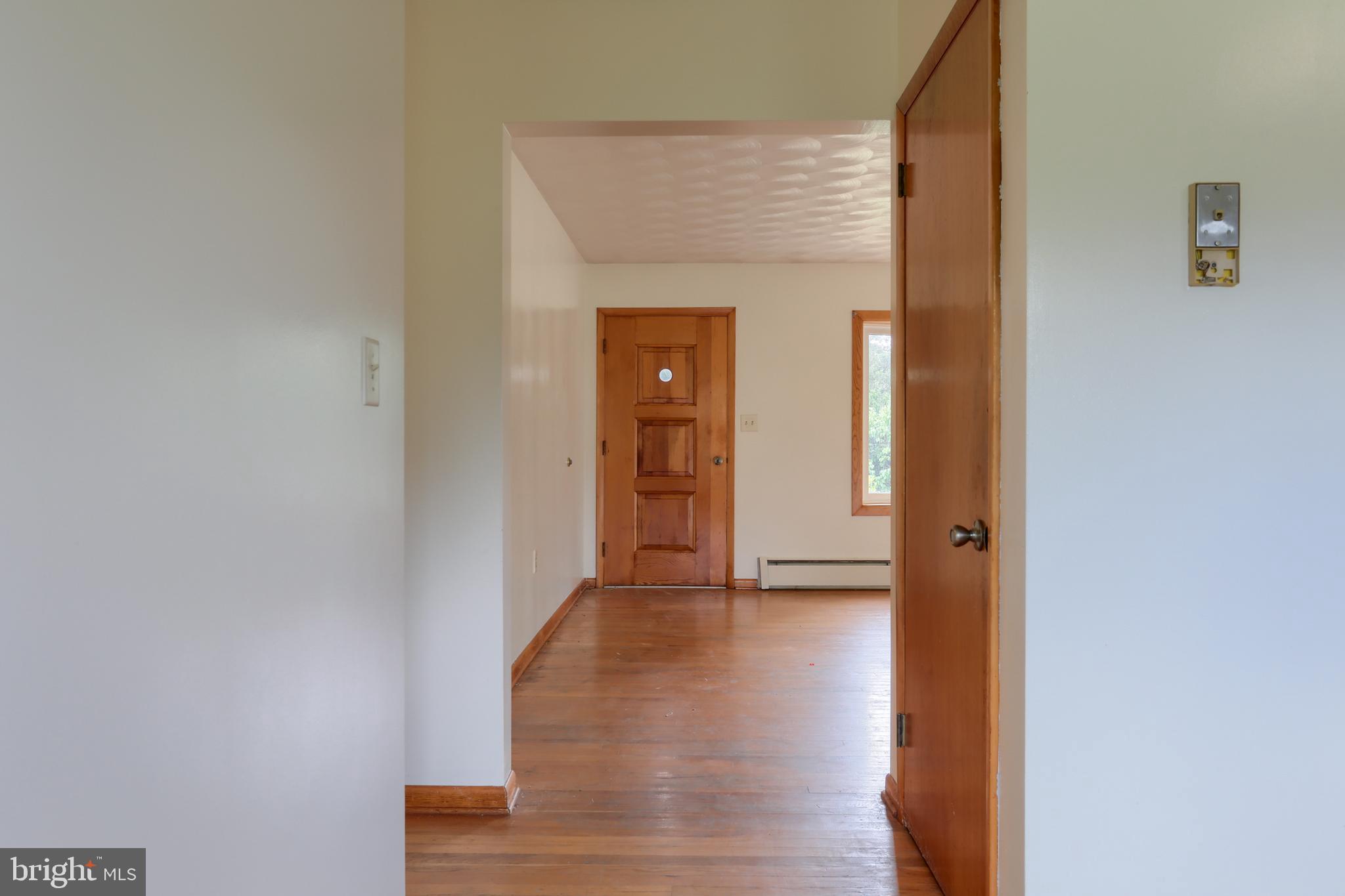 4118 Roush Road Elizabethtown, PA 17022 - Photo 11 of 30 Gallery Image 11