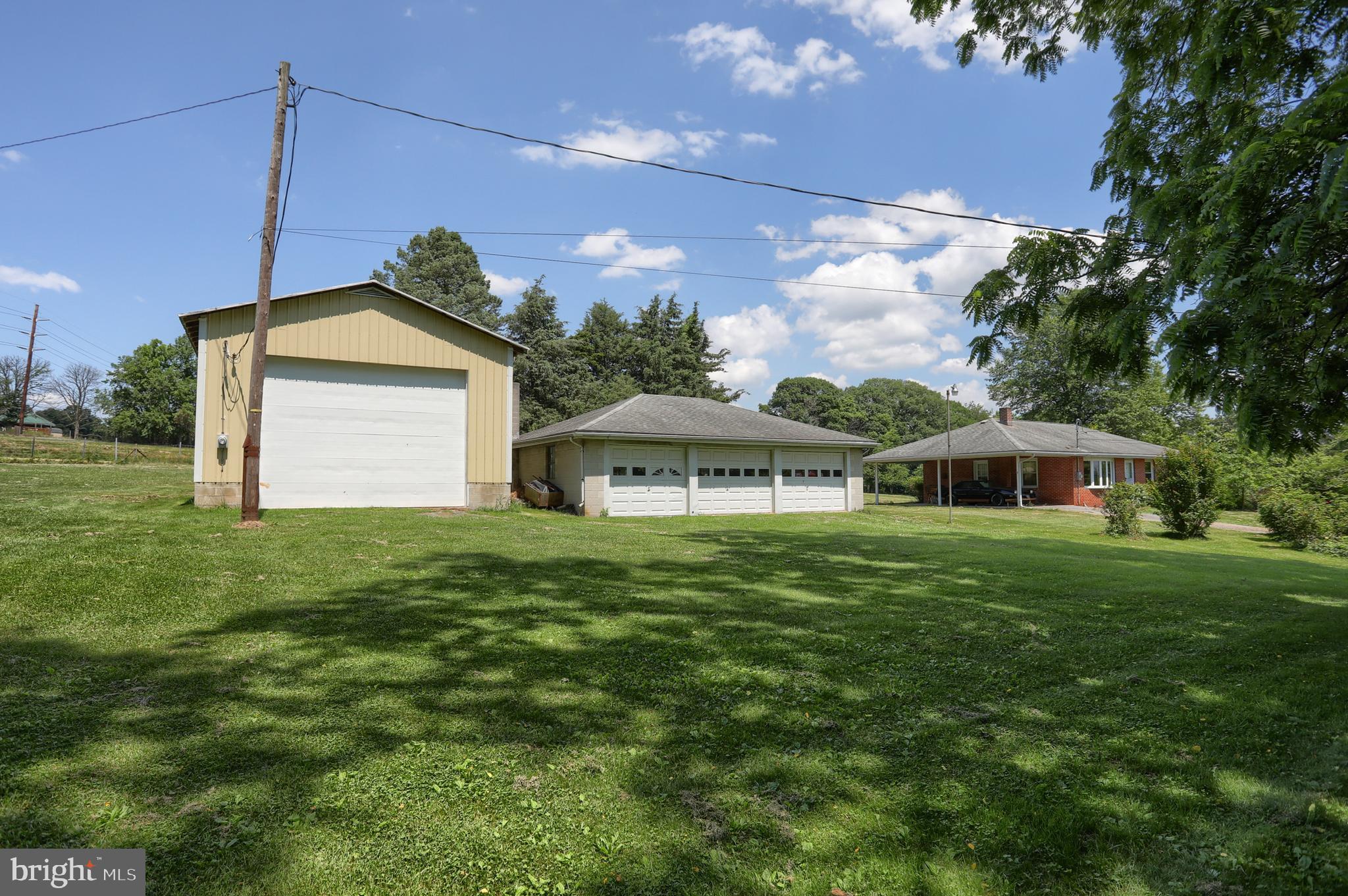 4118 Roush Road Elizabethtown, PA 17022 - Photo 5 of 30 Gallery Image 5