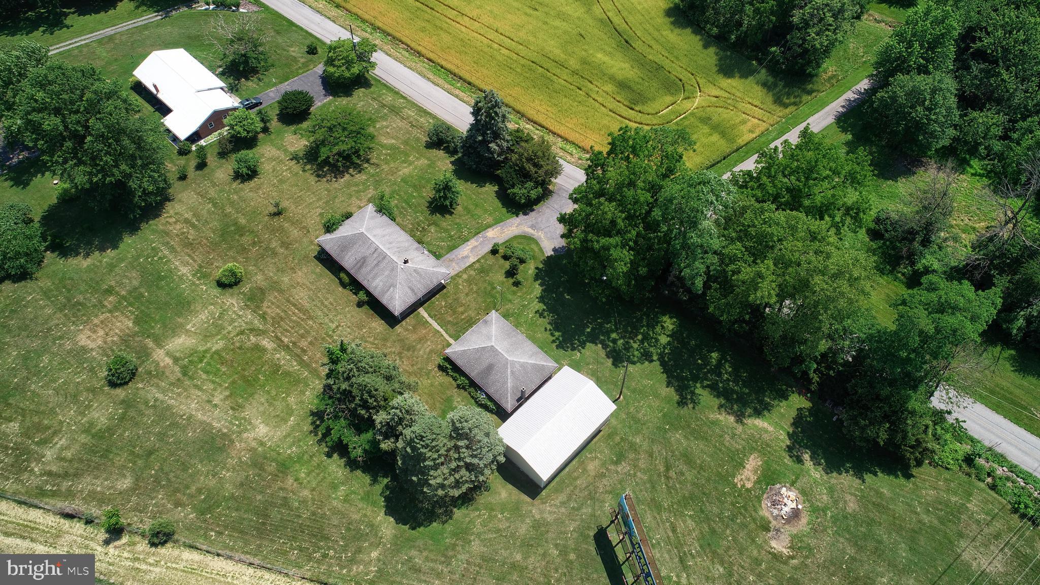 4118 Roush Road Elizabethtown, PA 17022 - Photo 10 of 30 Gallery Image 10