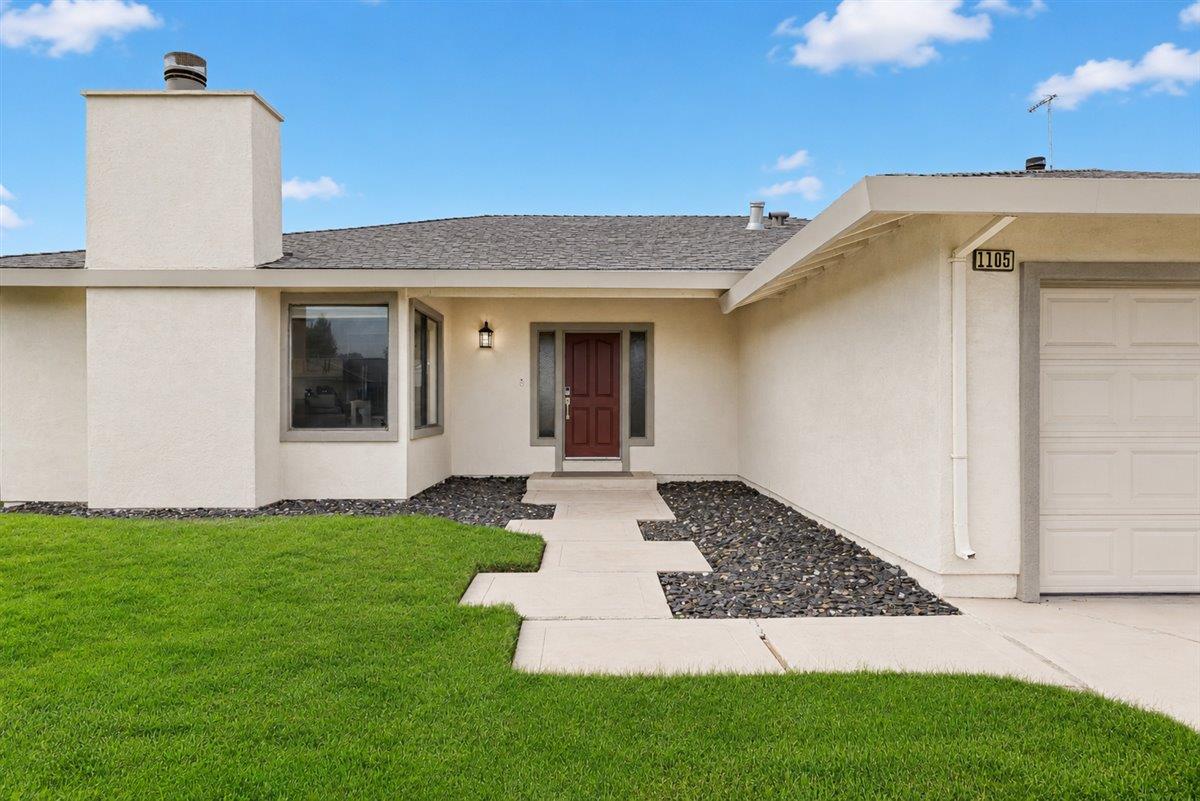 1105 West Tuolumne Road Turlock, CA 95382 - Photo 3 of 31