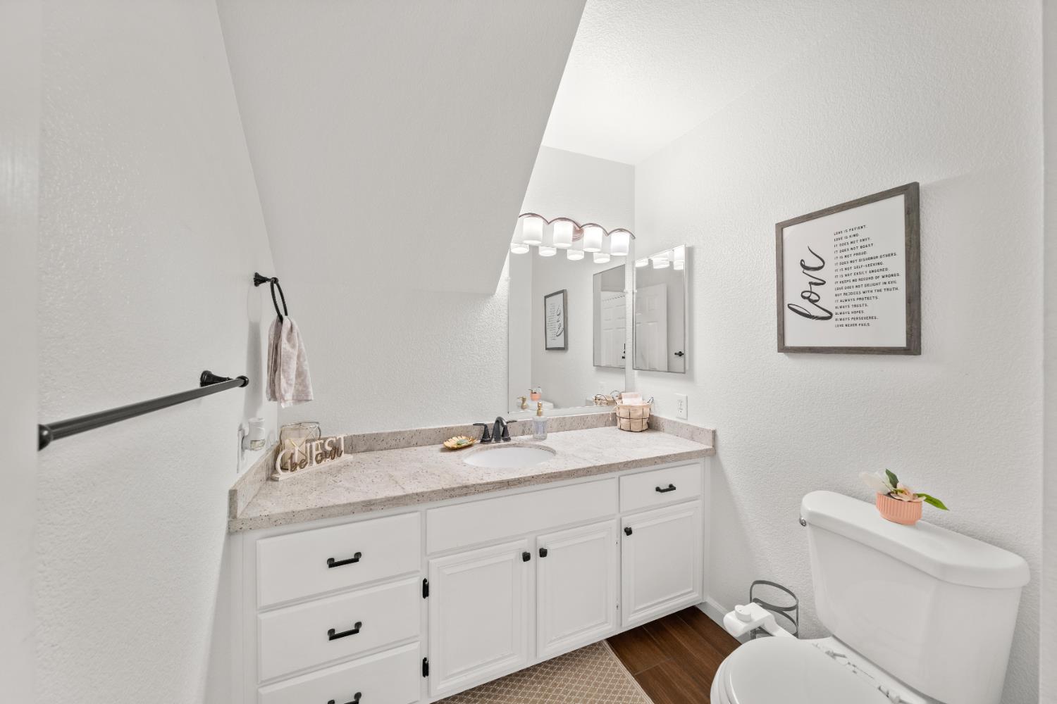 4752 67th Street Sacramento, CA 95820 - Photo 14 of 31