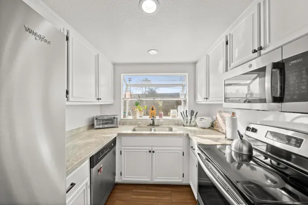 $389,900 | 4752 67th Street, Sacramento, CA 95820