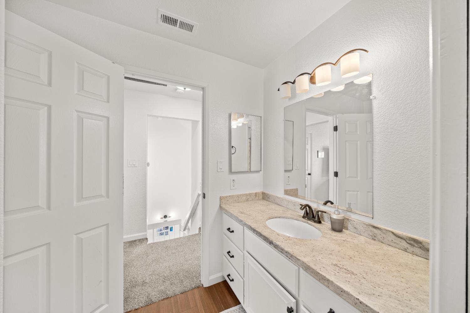 4752 67th Street Sacramento, CA 95820 - Photo 29 of 31