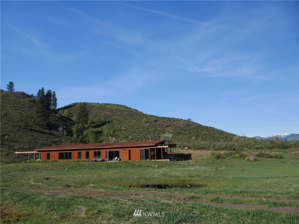 3 Renee Road Winthrop, WA 98862 - Photo 3 of 25 Gallery Image 3